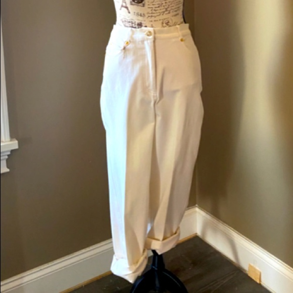 St. John Sport, 8, Cream HiWaist Straight Jeans